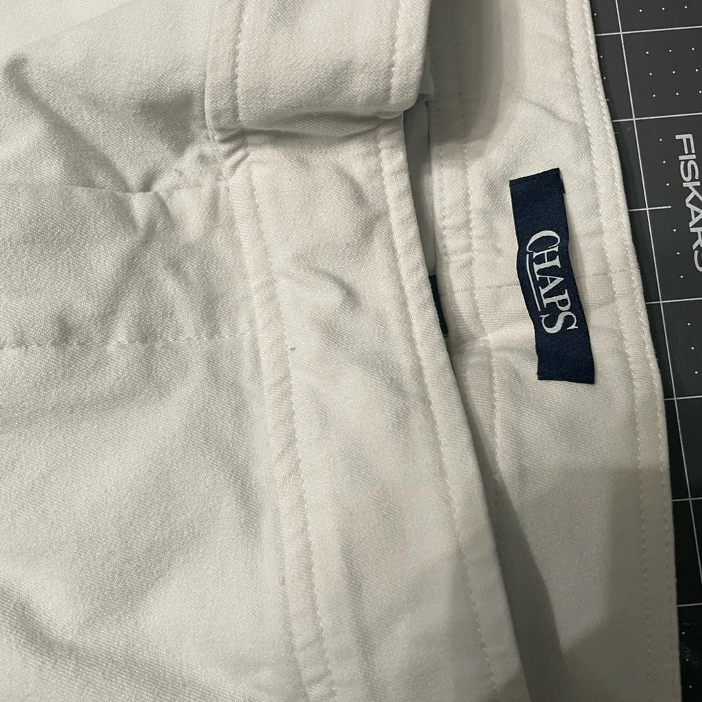 Womens Chaps white pants - Picture 2 of 4